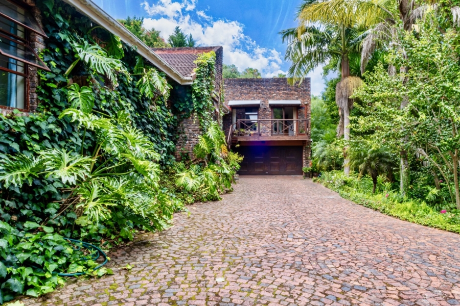 5 Bedroom Property for Sale in Fernridge Western Cape